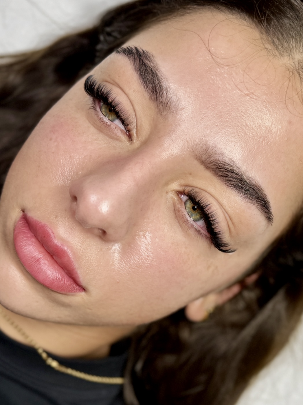 Belle Élégante studio — precision beauty work